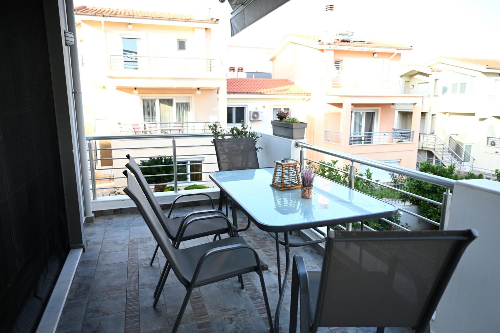 W2 Kavala